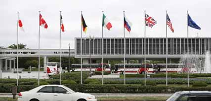 ｇ８議長サミット迫る広島 ８ヵ国 ｅｕ旗 歓迎ムード 中国新聞ヒロシマ平和メディアセンター