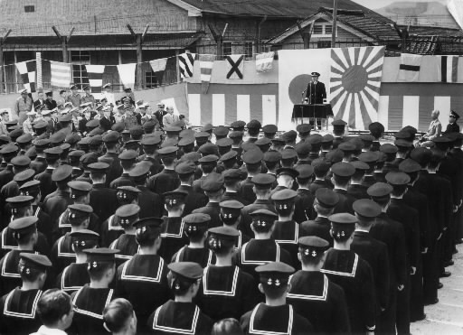 海自呉地方隊６０年 第２部 時代の目撃者 ２ 創設期 １９５４ ５８年 自衛隊発足 国産艦を配備 ヒロシマ平和メディアセンター